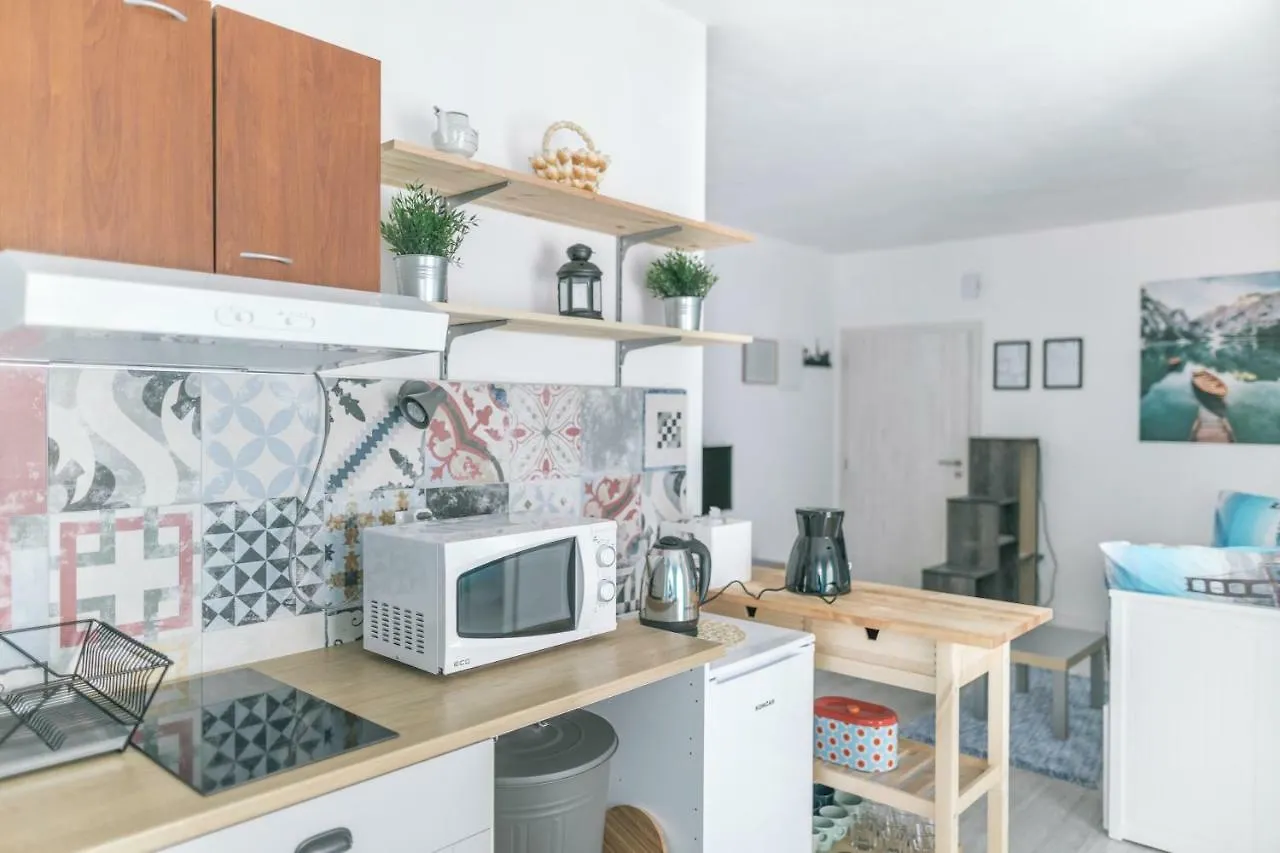 Hedon-Stone Apartment Starigrad Paklenica 0*,