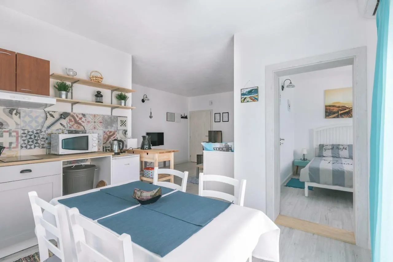 Hedon-Stone Apartment Starigrad Paklenica