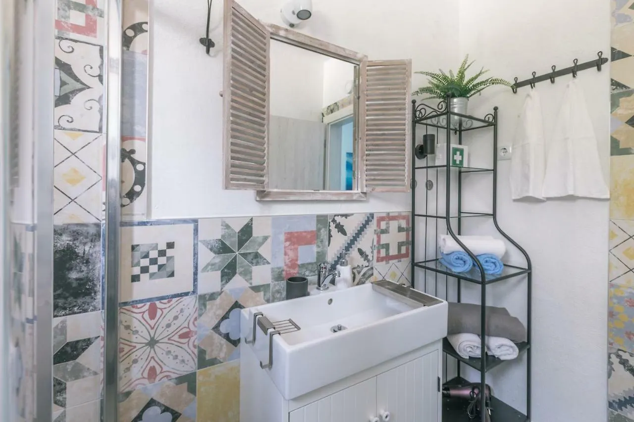 Hedon-Stone Apartment Starigrad Paklenica 0*,  Croatia