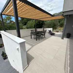 Starigrad Paklenica-Josipa Apartmani Apartament