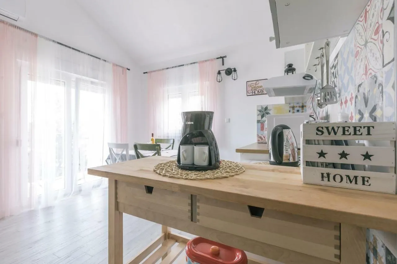Apartament Hedon-Stone Starigrad Paklenica